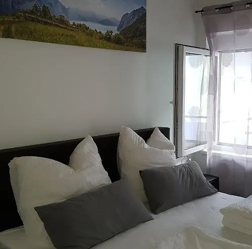 Spitzenstaetter 公寓 *